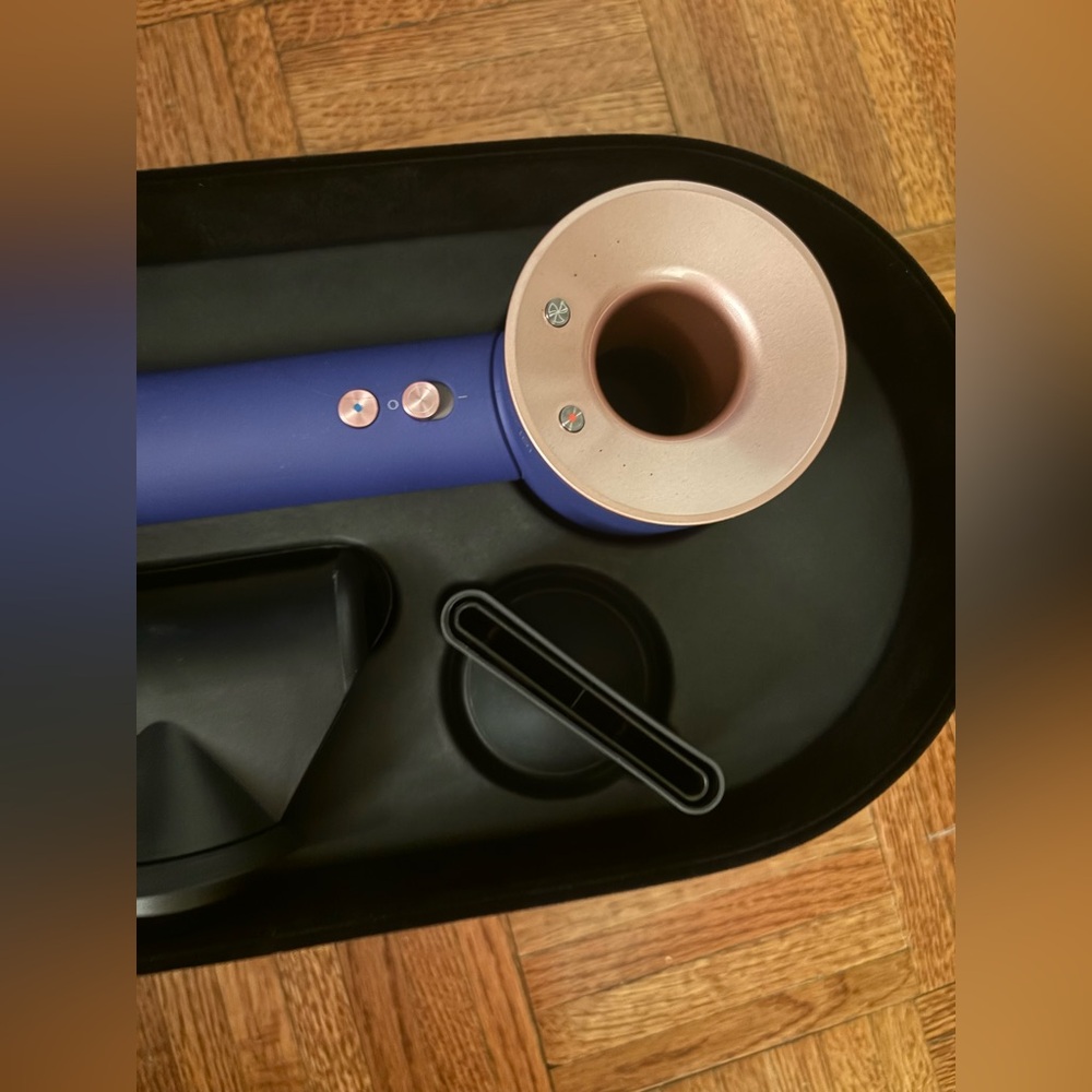 Dyson Supersonic Hair Dryer special in vinca blue and rose new with box - Picture 5 of 16